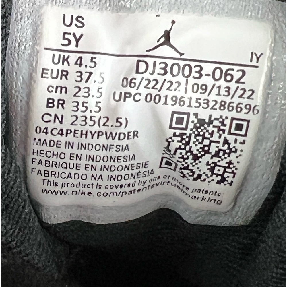 Nike Air Jordan 13 Retro GS Black Red Bred Size 5Y  DJ3003-062‎ - Picture 7 of 7